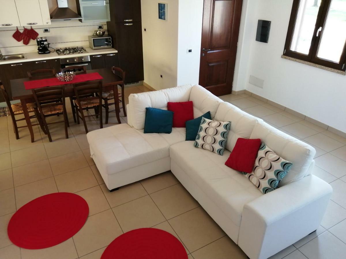 Apartamento Casa Il Cortile Fiorito Tortolì Exterior foto