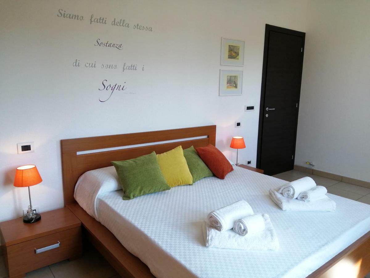 Apartamento Casa Il Cortile Fiorito Tortolì Exterior foto